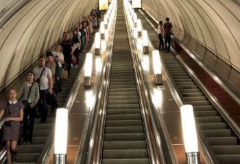 傲群為俄羅斯圣彼得堡地鐵供應安全毛刷及配套產品 傲群為俄羅斯圣彼得堡地鐵供應安全毛刷及配套產品