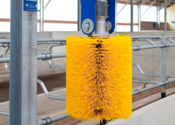 畜牧養殖牛體刷定制方案 畜牧養殖牛體刷定制方案